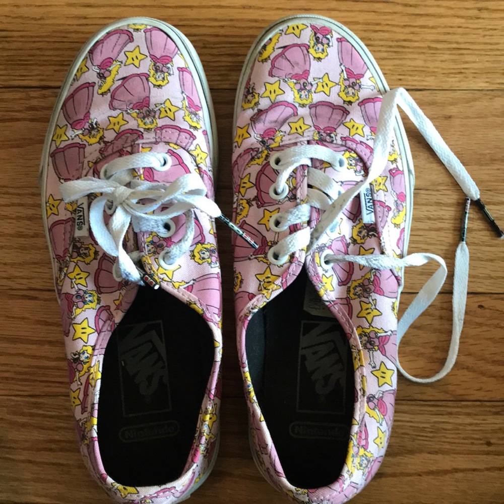 Size 7.5 used Nintendo Peach vans.